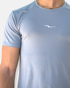 T-shirt running bleu ciel avec dos perforé et bande réfléchissante